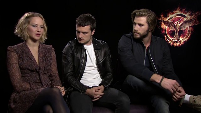 Hunger Games : La Révolte (Partie 1) - Interview Jennifer Lawrence, Josh Hutcherson & Liam Hemsworth VO