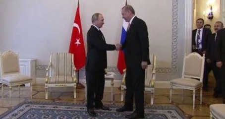 Erdoğan ve Putin Rusya'da Bir Araya Geldi