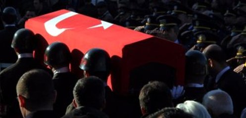 Siirt'te Askeri Zırhlı Araç Devrildi: 1 Şehit