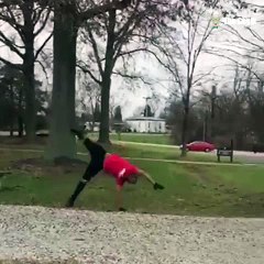 Takla Atmayı Abartan Adam