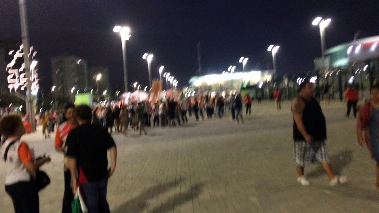 Rio: musique devant le stade olympique