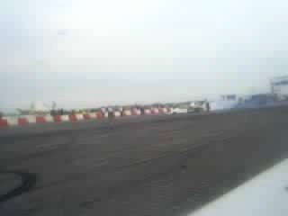 la chauffe d'un moteur de drag