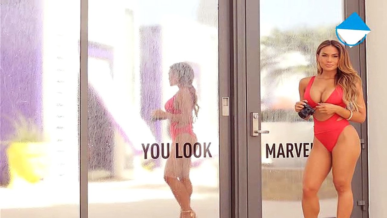 Daphne Joy's voluptous figure tease