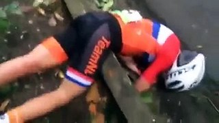 VIDEO Dutch cyclist broke his spine in the fall at the Olympic Games 2016 in Rio