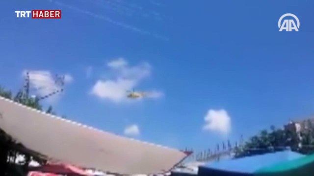 Helikopter halk pazarında alçak uçuş yaptı: 1 yaralı
