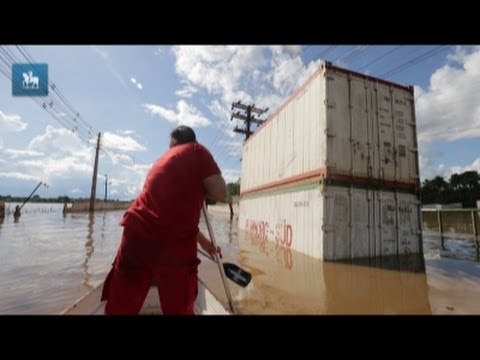 Cheia no Rio Madeira deixa milhares de desabrigados em Rondônia