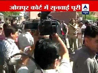 Saif , Tabu, Neelam and Sonali Bendre come out of Jodhpur court