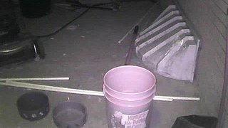 5 Gallon Bucket Mouse Trap - 01/20/2012