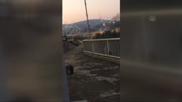 Fetö'nün Darbe Girişimi - Darbe Girişimi Gecesinde 15 Temmuz Şehitler Köprüsü'nde Yaşananlar