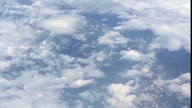 Un OVNI au dessus des Alpes en Suisse