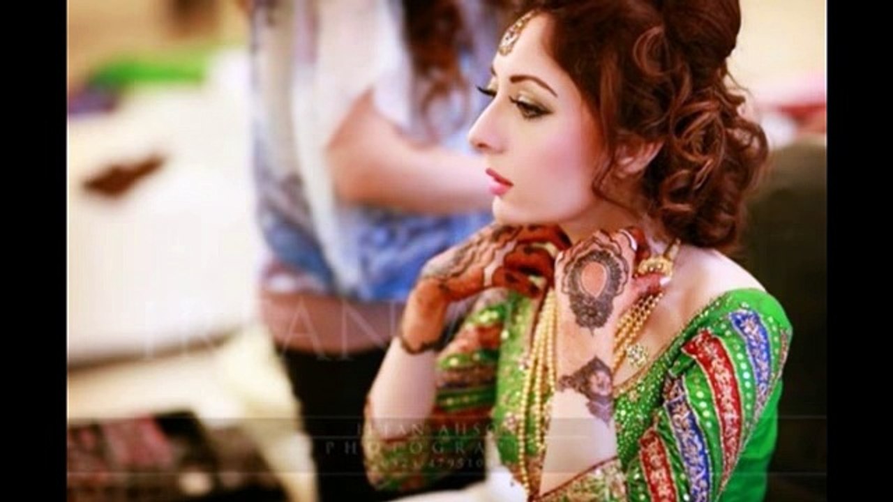 Sharmila Farooqi along with seven men in prison - Video Viral -