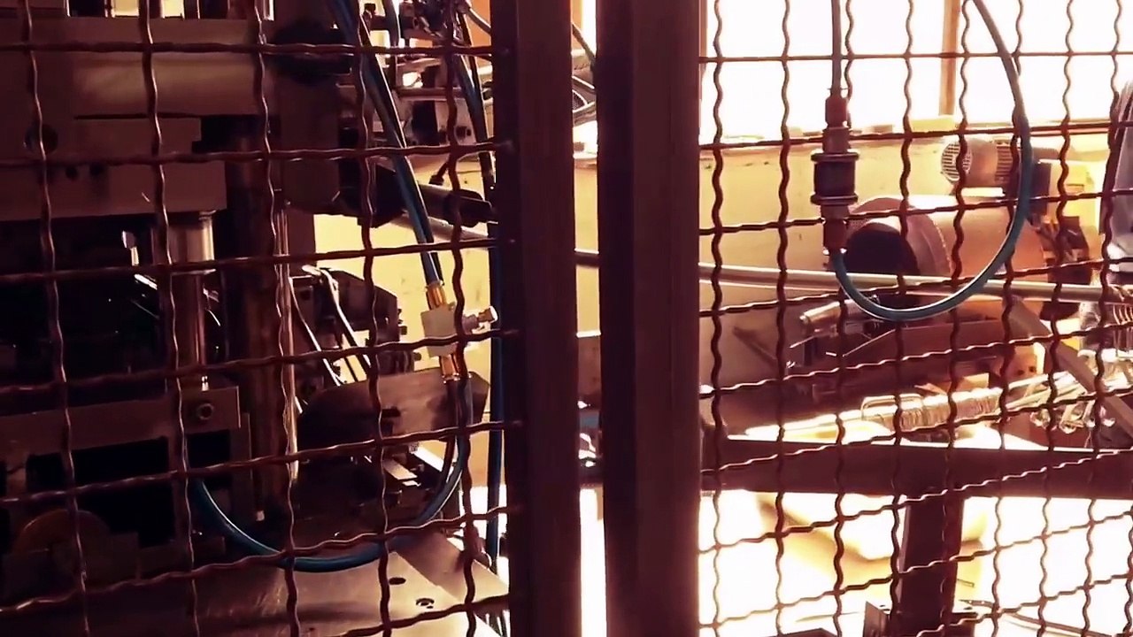 ACTUS HANGERS -  METAL COAT HANGER MANUFACTURER