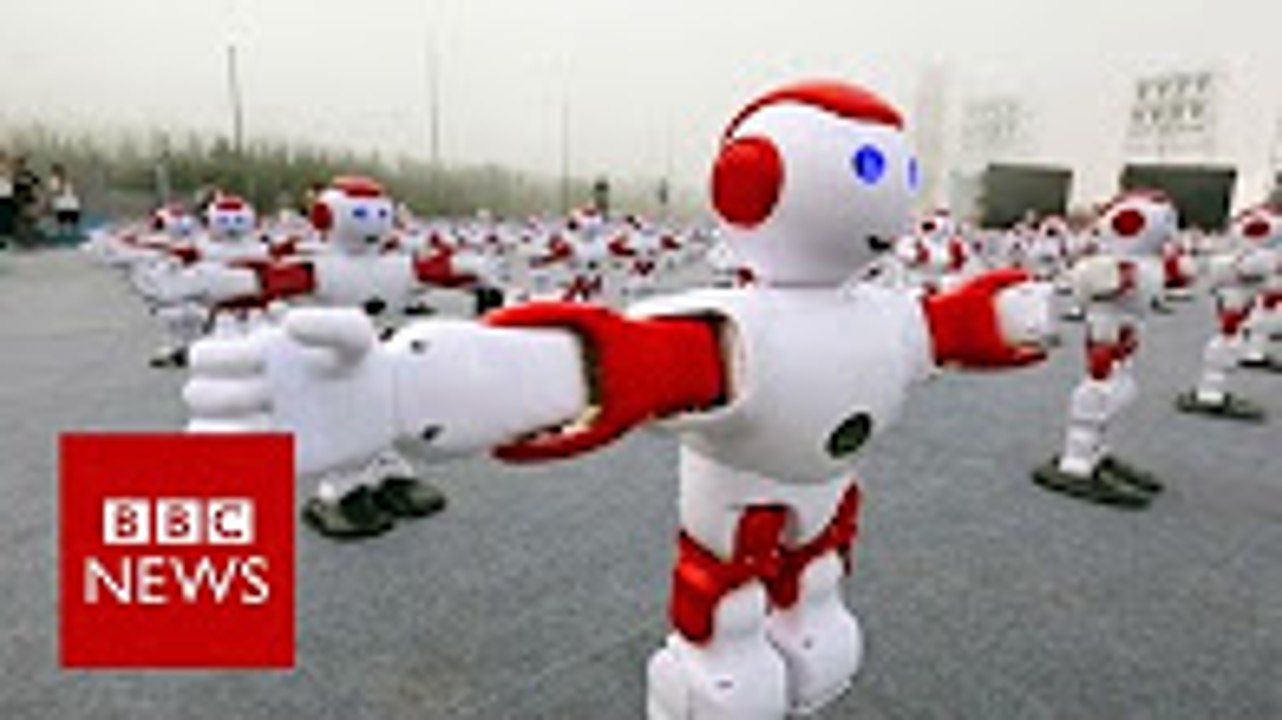 Robot Rave 1007 dancing robots break Guinness World Record - BBC News