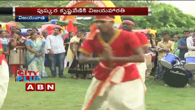 Flash Mob Dance in Vijayawada | Nalanda Degree College Students