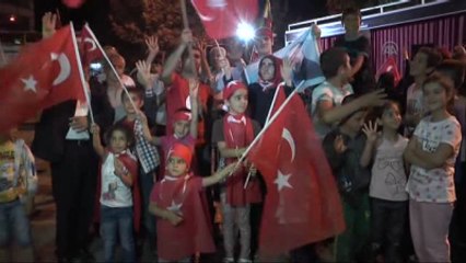 Fetö'nün Darbe Girişimine Tepkiler