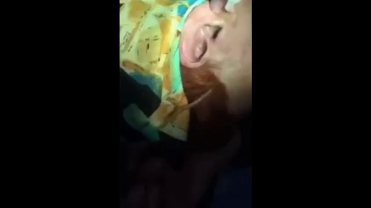 Centipède dans l'oreille