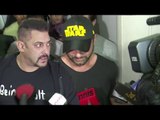 Salman Khan ANGRY At Reporter Asking Apology For Raped Women Comment