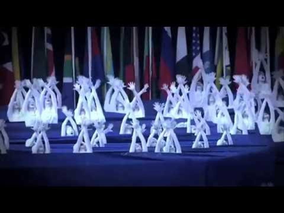 Beijing 2008 DESCRIPTIVE VOICE OVER