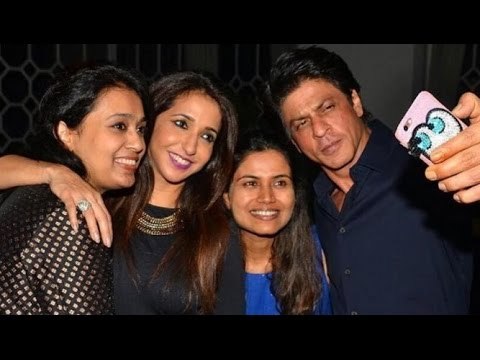 Tanu Weds Manu Director's GRAND Birthday Party | Shahrukh Khan, Kangana Ranaut, Siddharth