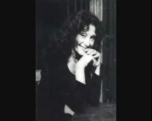 Yıldız Kenter 27 Mart Dünya Tiyatrolar Günü