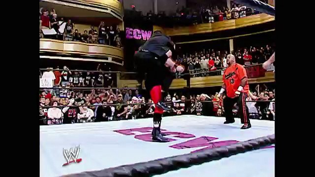 Joey Styles helps Tazz defeat Jerry Lawler- ECW One Night Stand 2005[likeTV]