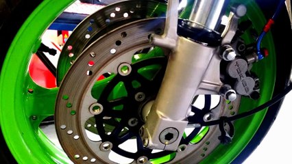 Kawasaki ZXR 400 W.I.P. PART 1