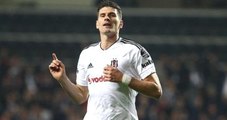 Mario Gomez, Beşiktaş'a Dönmeyeceğini Kulüp Yetkililerine Bildirdi
