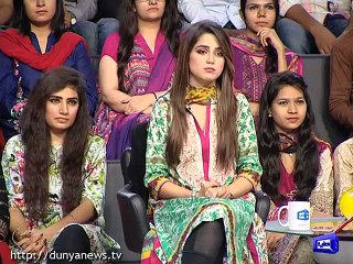 A Waiter slashes tray on VIP customer’s in Lahore