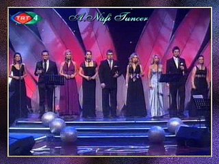 AKŞAM SEFASI KORO - İnce Giyerim İnce (2)