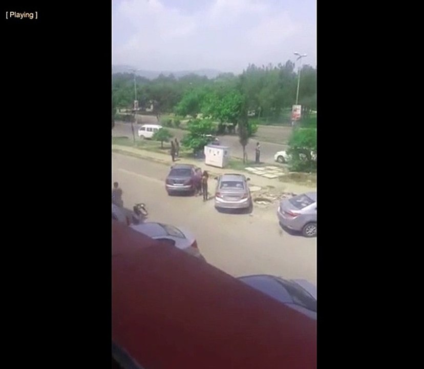 A Topless Girl in F10 Market Islamabad Fighting With a Boy in Car Parming