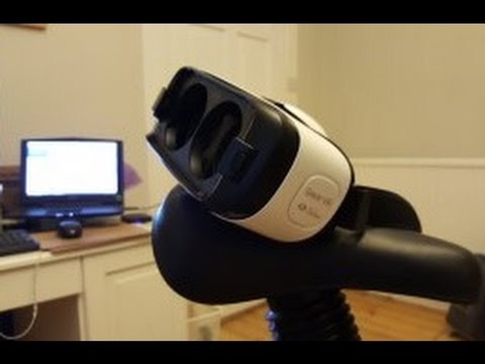 This Man Is Attemping to Cycle the Length of Britain in Virtual Reality