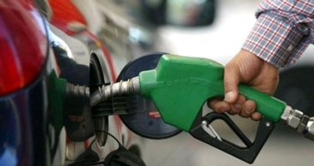 Benzine 5 Kuruş Zam Geldi