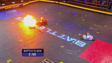 Witch Doctor vs Red Devil - BattleBots 2016 -Season 2