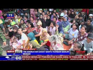 TNI AD Bantu Korban Banjir Jakarta