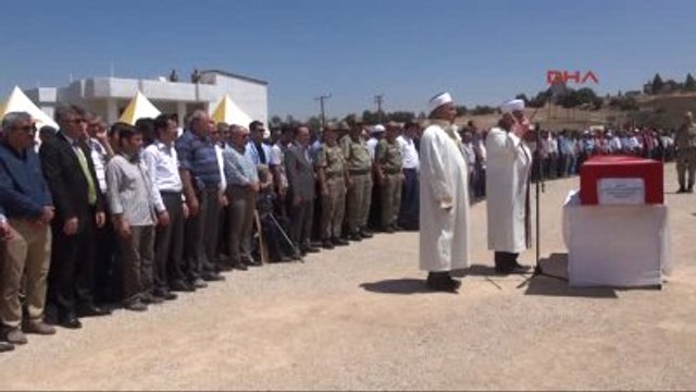 Kilis Kazada Şehit Olan Uzman Çavuş Toprağa Verildi