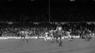 August 10, 1974   FA Charity Shield   Leeds United vs  Liverpool
