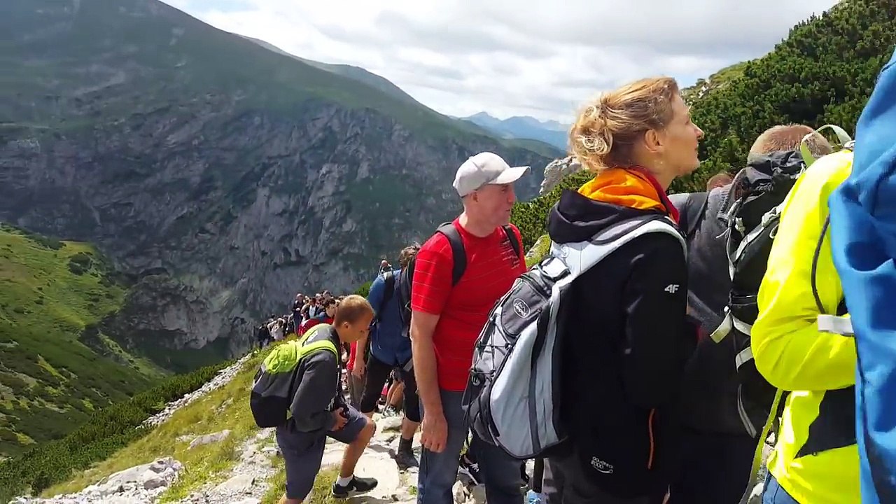 Bouchon sur un chemin de randonnée