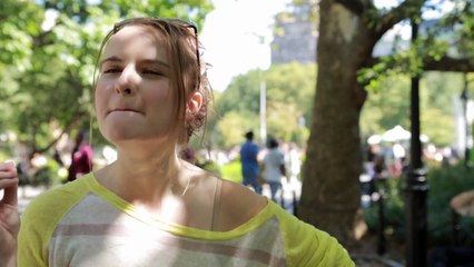 A.C.O.D. Adult Children of Divorce - Featurette (2) VO