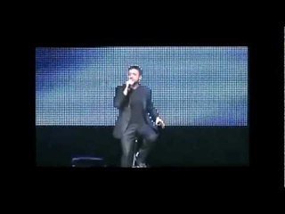 Gigi Finizio - Voglio dirti che - OFFICIAL VIDEO (dal dvd PIU' CHE POSSO LIVE)