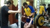 Bench press 330 lbs(150 kg), 17 years old!