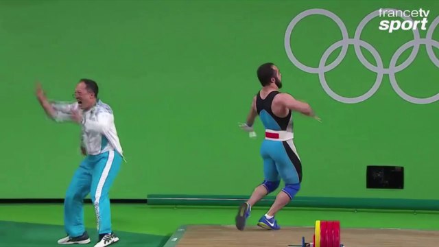 Insolite : record du monde et danse hilarante du kazak Nijat Rachimow