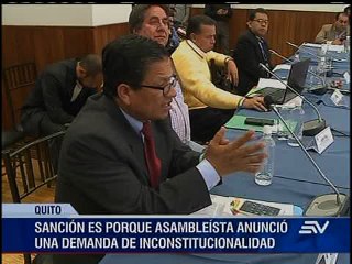 PAIS sancionó a Holger Chávez