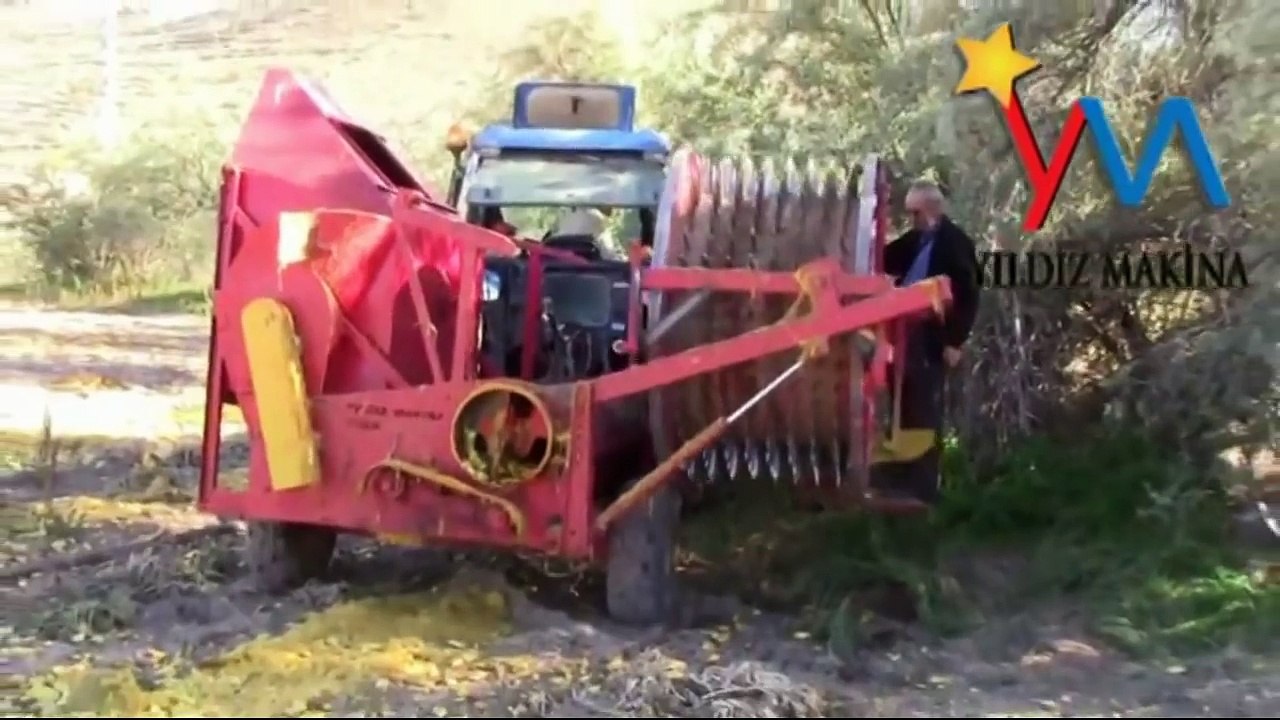 Pumpkin seed harvesting machine 2016  Amazing new modern technology agriculture farm equipment