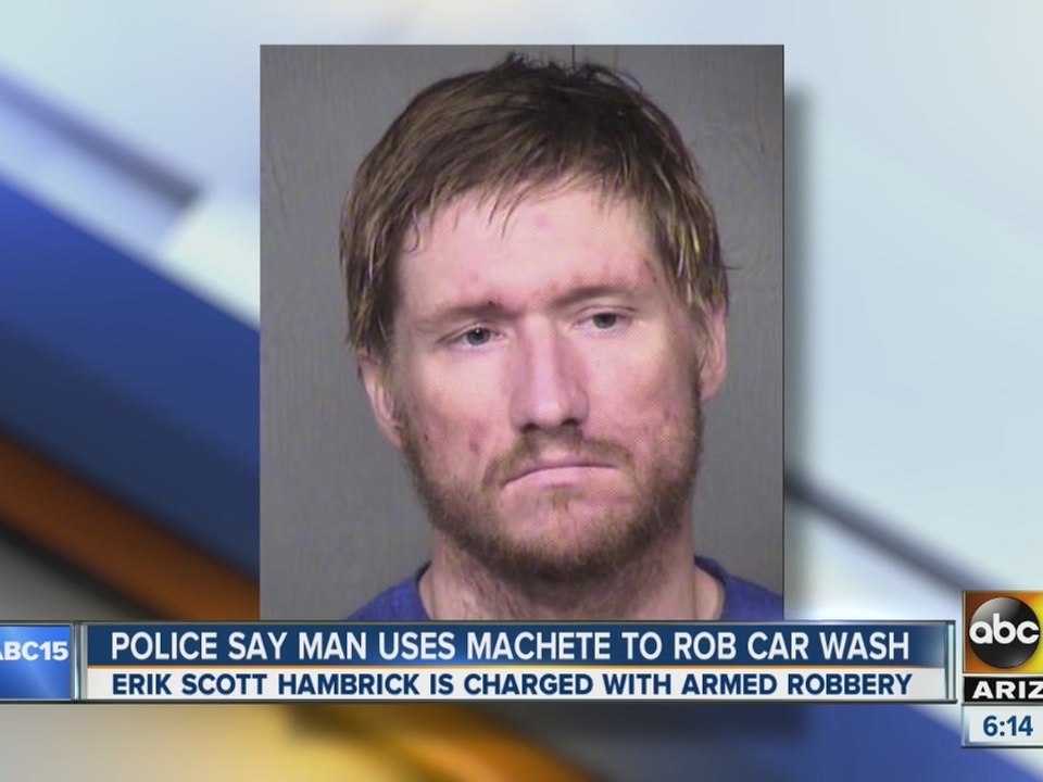 PD: Man uses machete to rob car wash