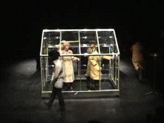 Scène n°1: la cantatrice chauve revisitée