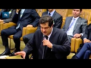 Mensalão: "Núcleo político" faz defesa dirigida ao público