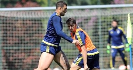 Fenerbahçe Başkanı Aziz Yıldırım, Fernandao ve Ozan'ı Fırçaladı