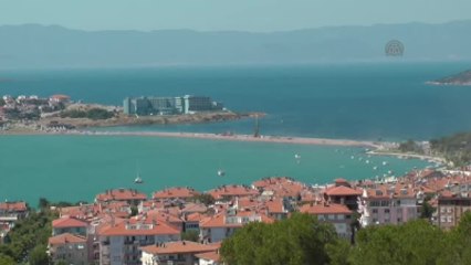 Tải video: Ayvalık'ın Koyları ve Plajları Yerli ve Yabancı Turistlerin Gözdesi