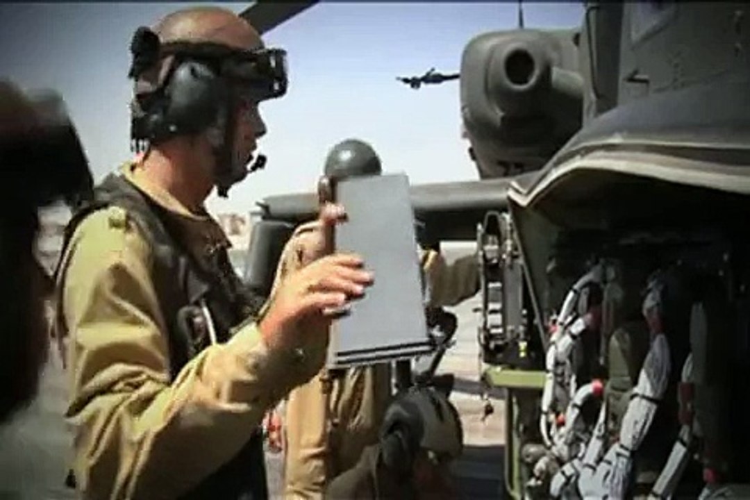 British Army  Apache AH-64D Longbow Attack Helicopter