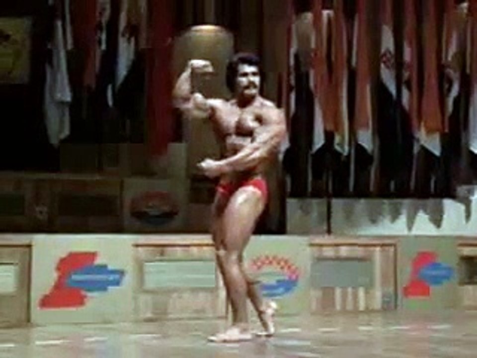 Arnold Schwarzenegger Pumping Iron Part 7_9 - YouTube